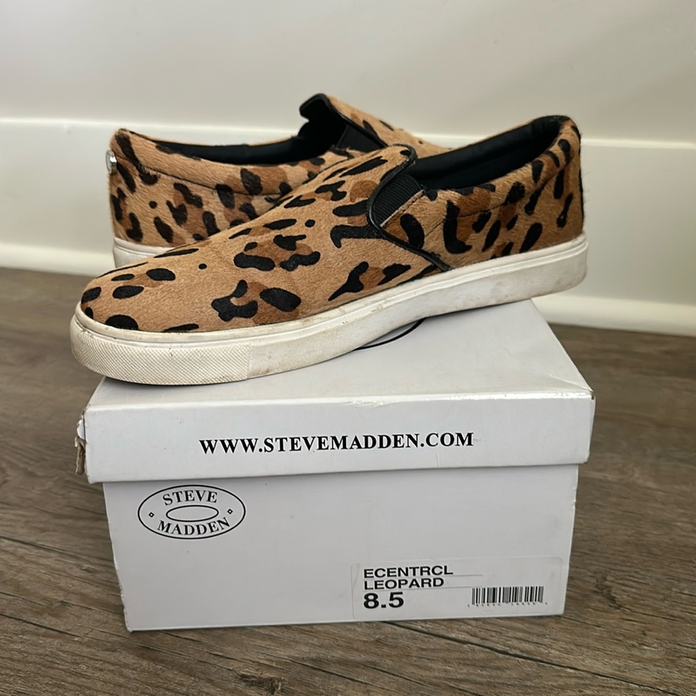 Leopard slides